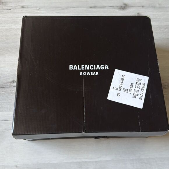 Balenciaga Alaska Puffer Boot Black Size 15 NWT in packaging - Picture 8 of 14